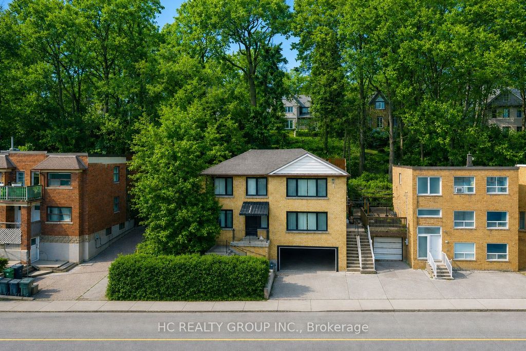 Photo of 840 Davenport Road, Toronto, ON M6G 2B6 (MLS # C13088084)