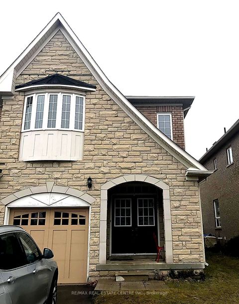2250 Stone Glen Crescent Oakville ON L6M 0C8