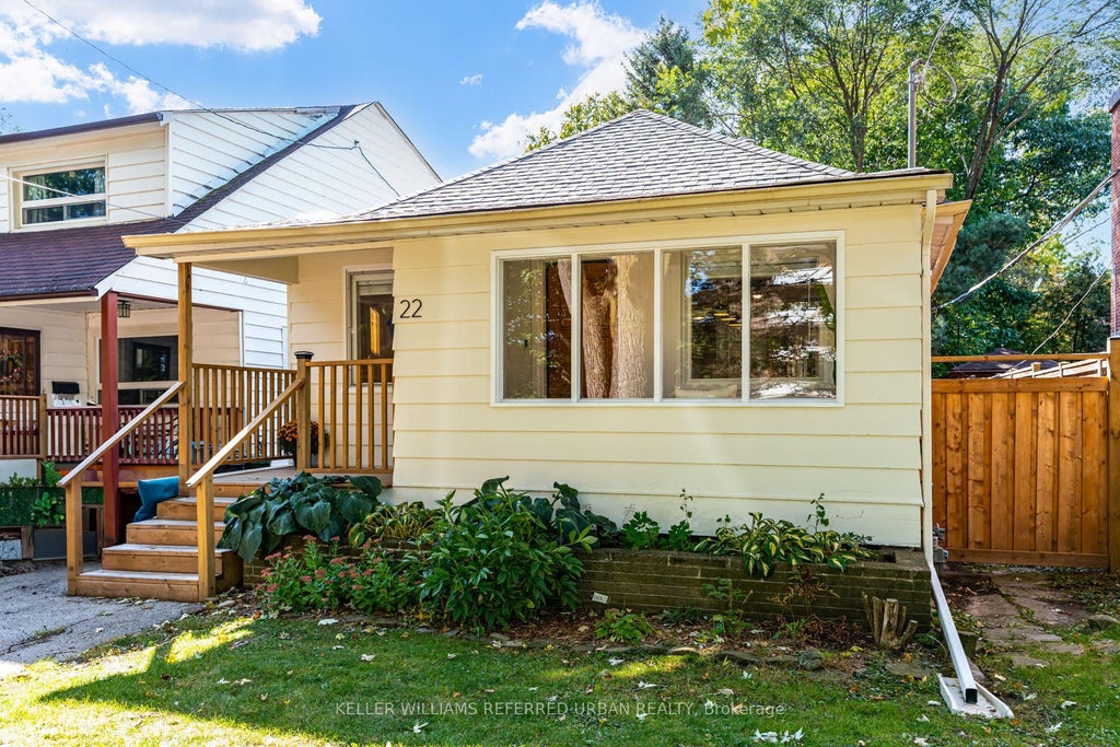 Photo of 22 Long Branch Avenue, Toronto, ON M8W 3H6 (MLS # W13863328)