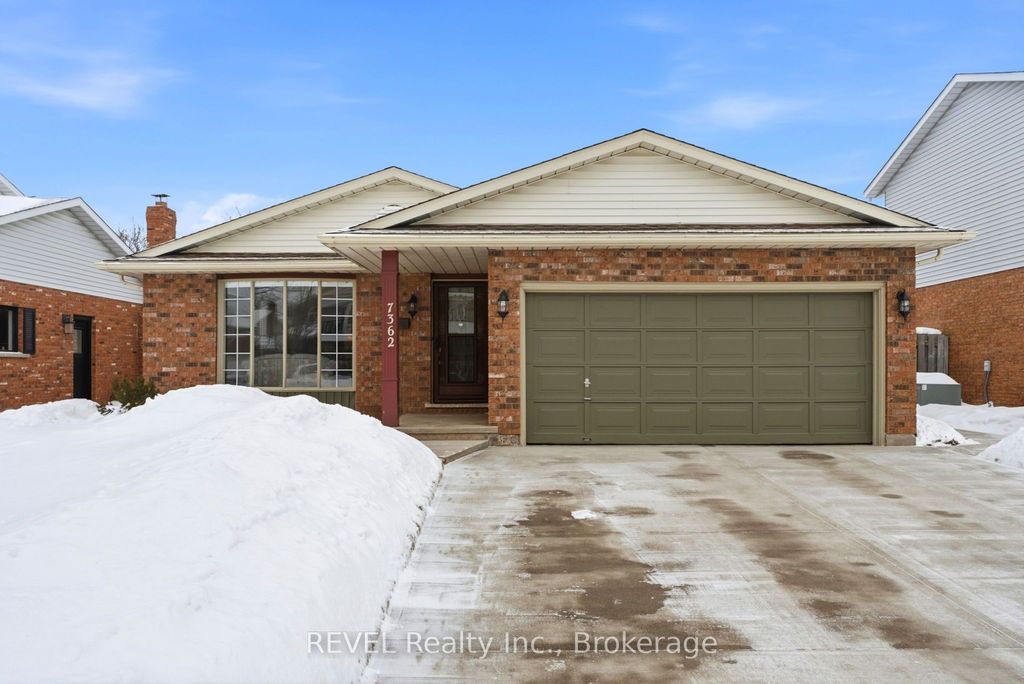 Photo of 7362 Nathan Crescent, Niagara Falls, ON L2G 7R6 (MLS # X12781856)