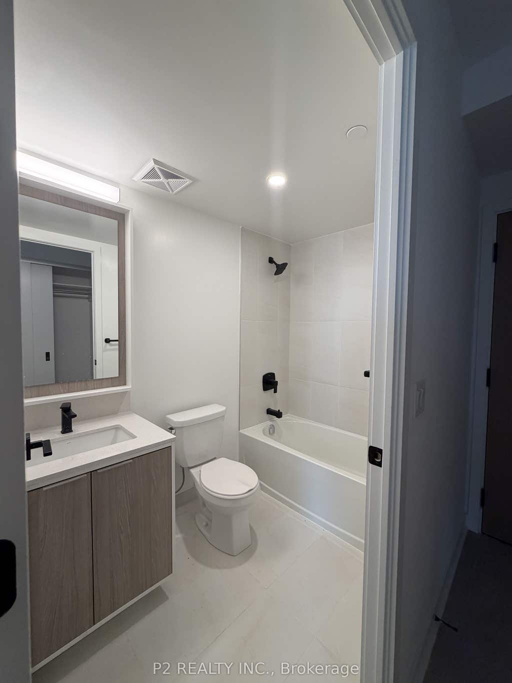 Photo of 36 Zorra Street #628, Toronto, ON M8Z 0G5 (MLS # W13702130)