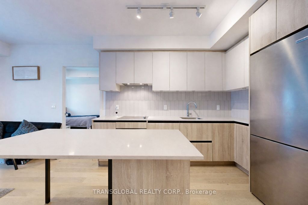 Photo of 7950 Bathurst Street #202, Vaughan, ON L4J 0L4 (MLS # N12715724)