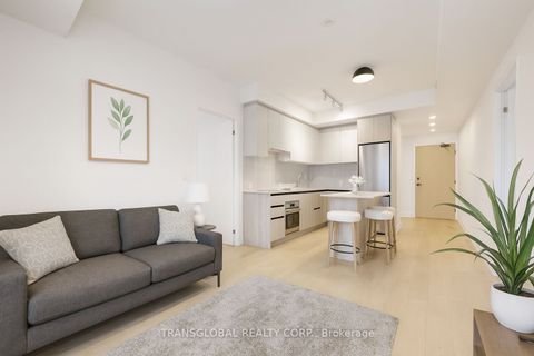 7950 Bathurst Street 202 Vaughan ON L4J 0L4