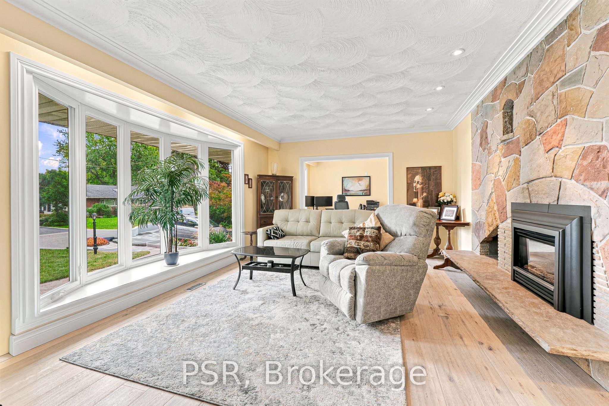 15 Valleyview Road