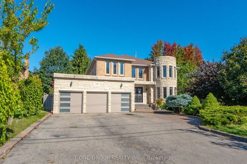 382 Elgin Mills Road W Richmond Hill ON L4C 4M2