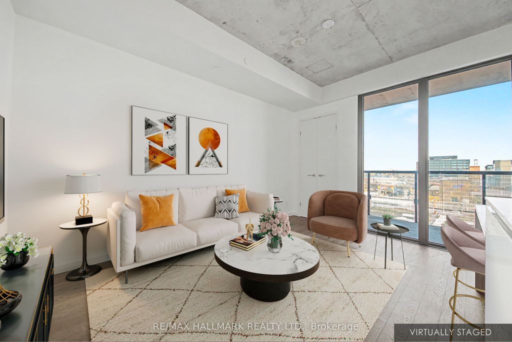 Photo of 383 Sorauren Avenue #609, Toronto, ON M6R 0A4 (MLS # W13088034)