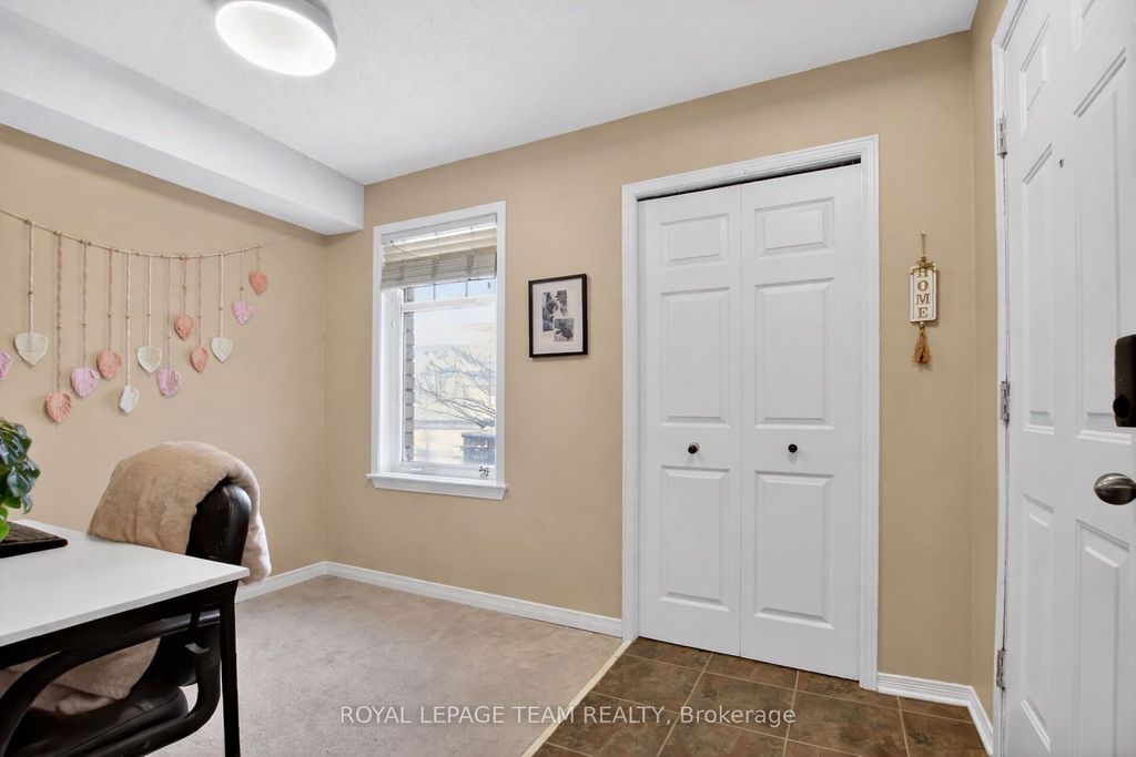 Photo of 255 Deercroft Avenue, Barrhaven, ON K2J 5J9 (MLS # X12979264)