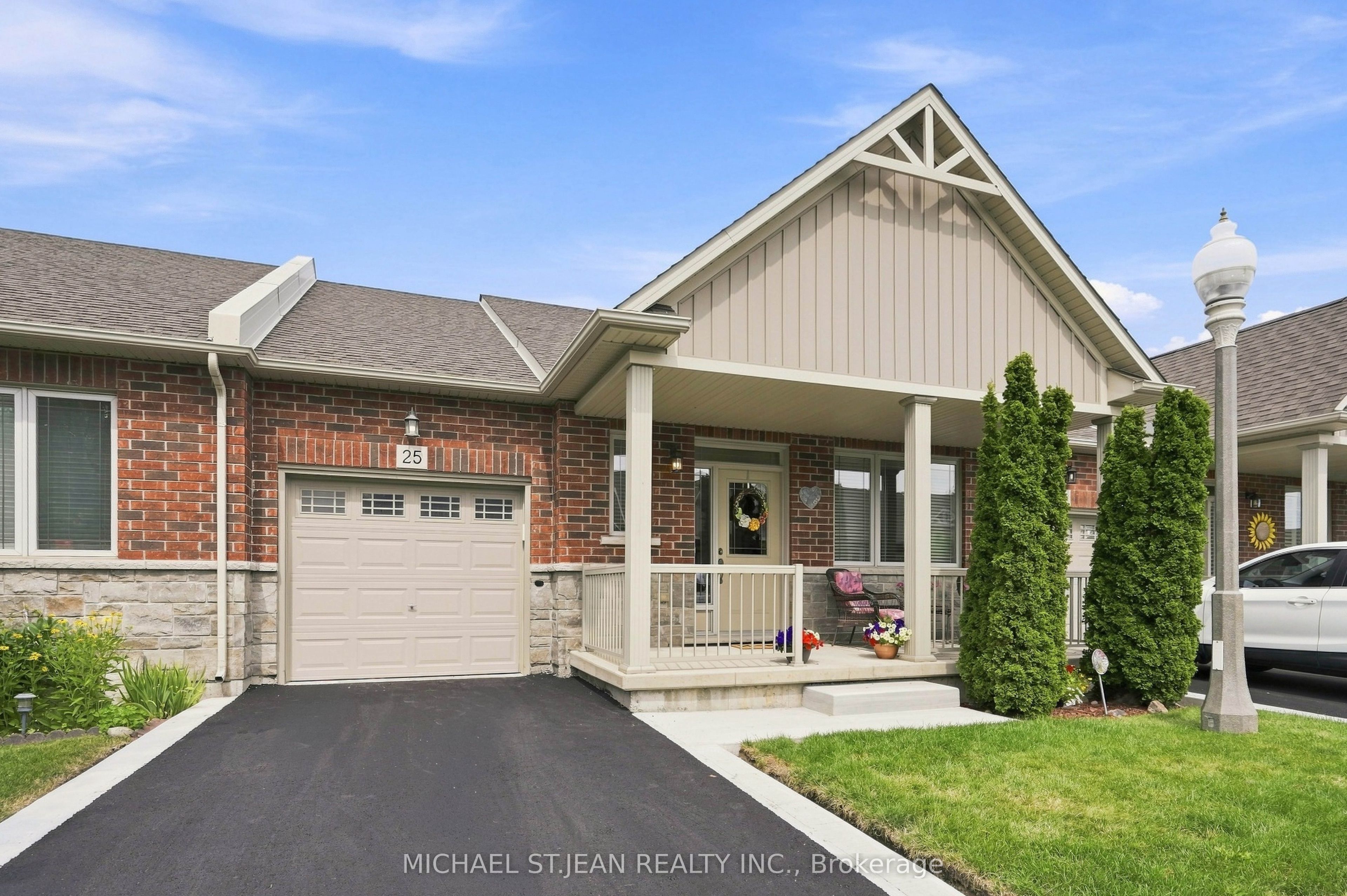 25 Stickland Lane