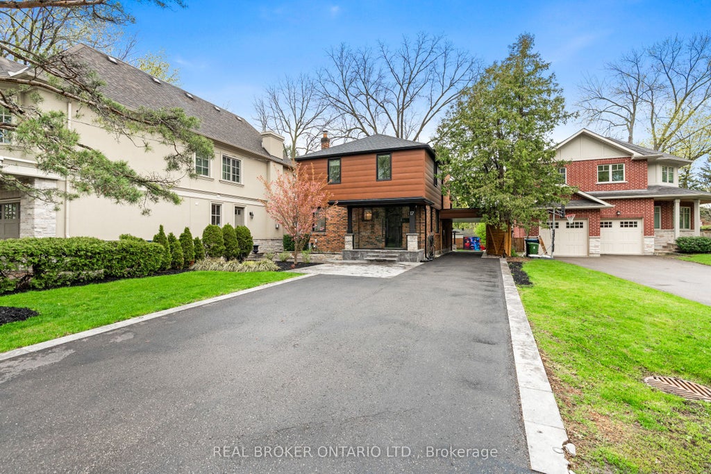 Photo of 17 Old Oak Road, Toronto, ON M9A 2V9 (MLS # W13230402)