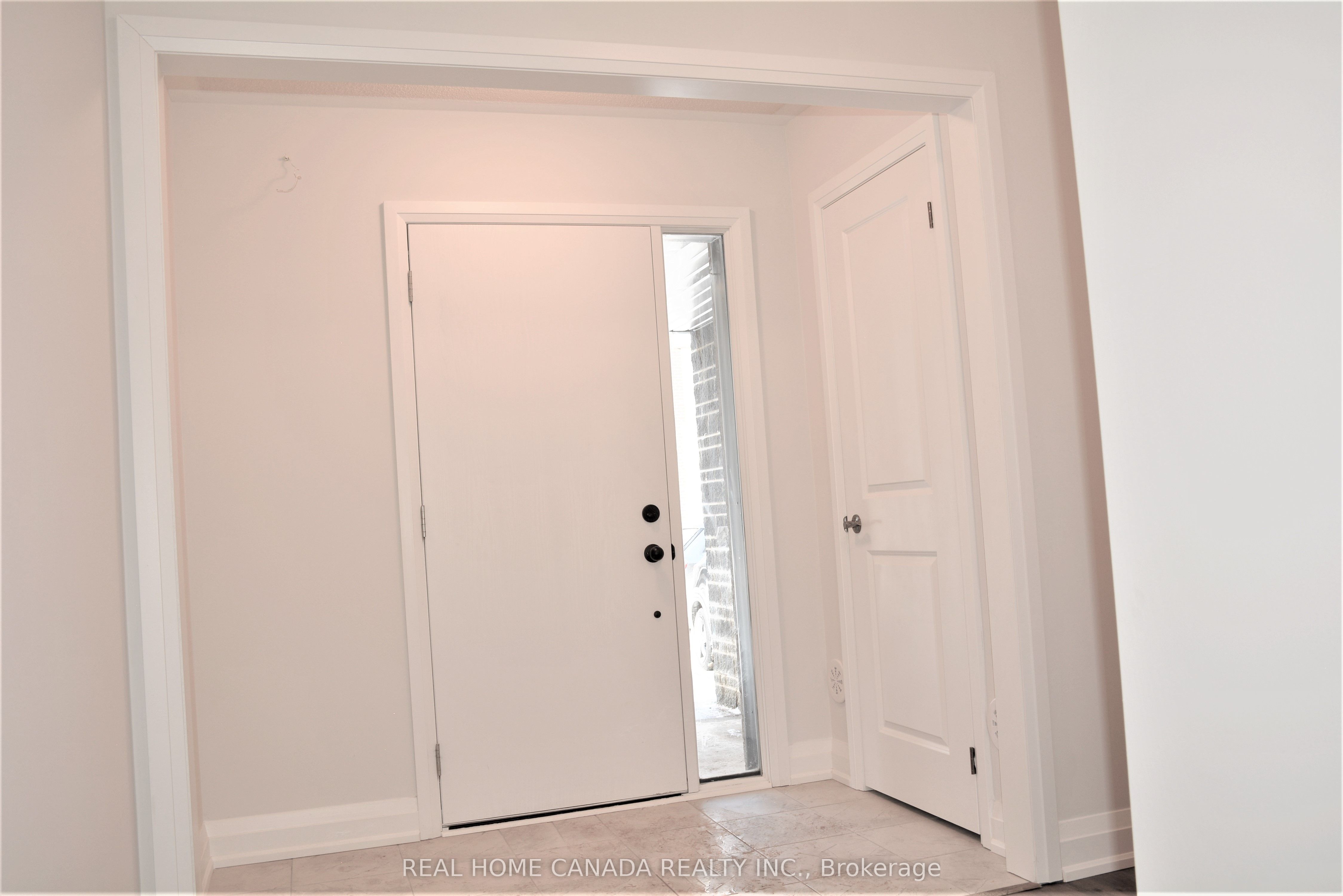 2452 Belt Lane