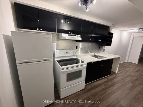 264 Stonebridge Drive BSMT Markham ON L6C 2X5