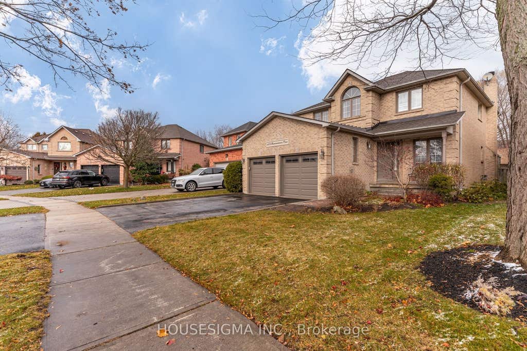 Photo of 1475 Ravensmoor Crescent, Mississauga, ON L5M 3L4 (MLS # W13645306)