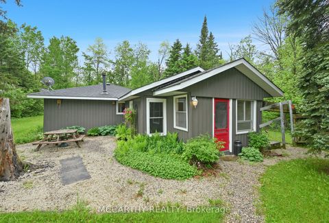 Photo of 606095 River Road, Mulmur, ON L9V 0S9 (MLS # X12474393)