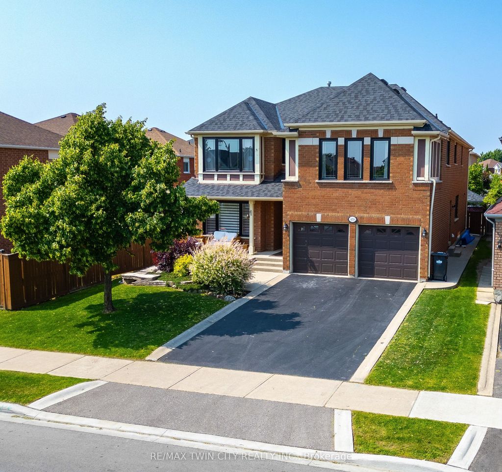 Photo of 670 Peter Robertson Boulevard, Brampton, ON L6R 1L8 (MLS # W12431486)