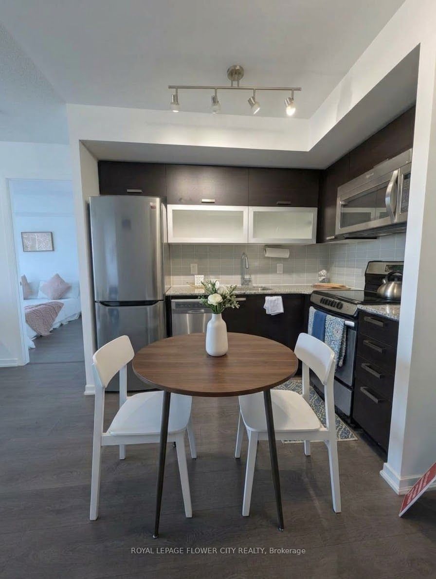 68 Abell Street 730