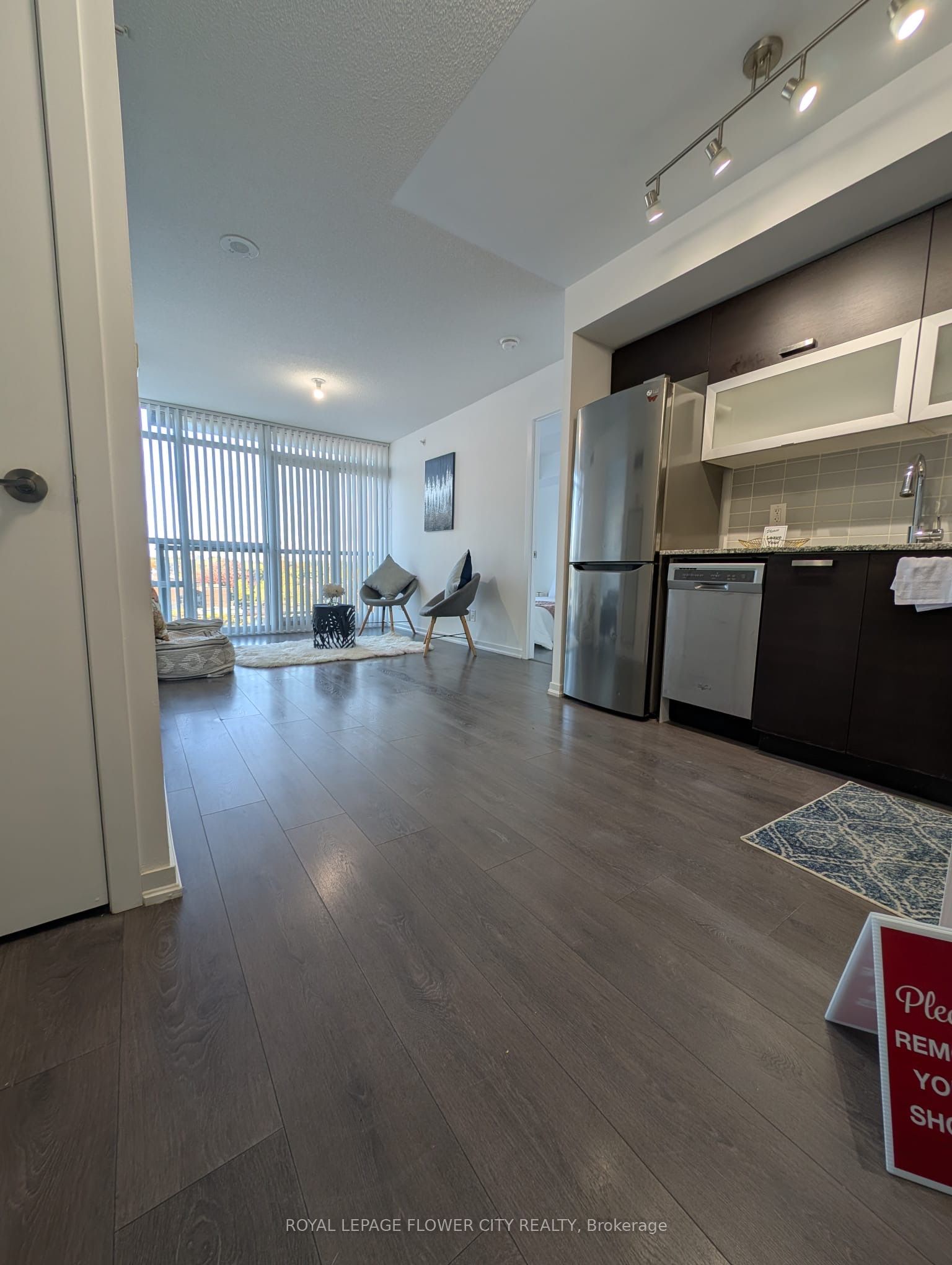 68 Abell Street 730