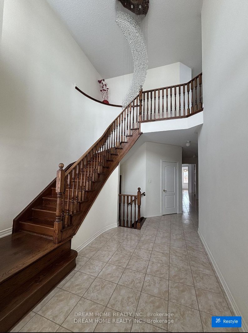 276 The Bridle Walk N/A
