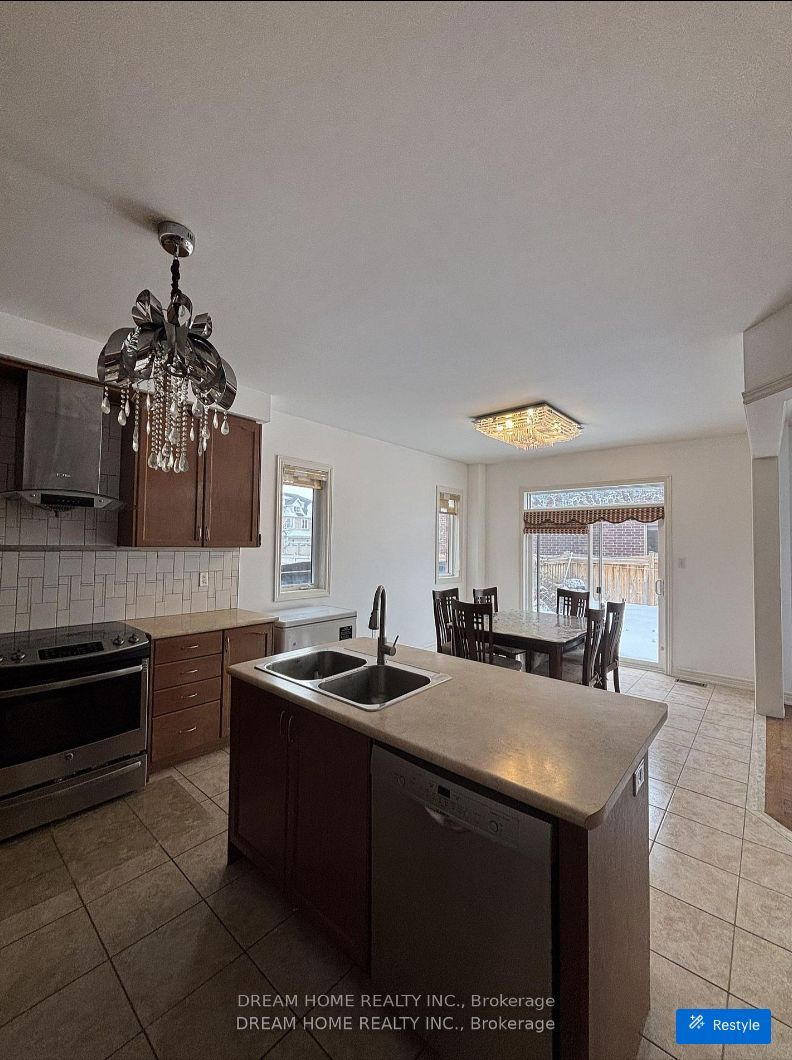 276 The Bridle Walk N/A