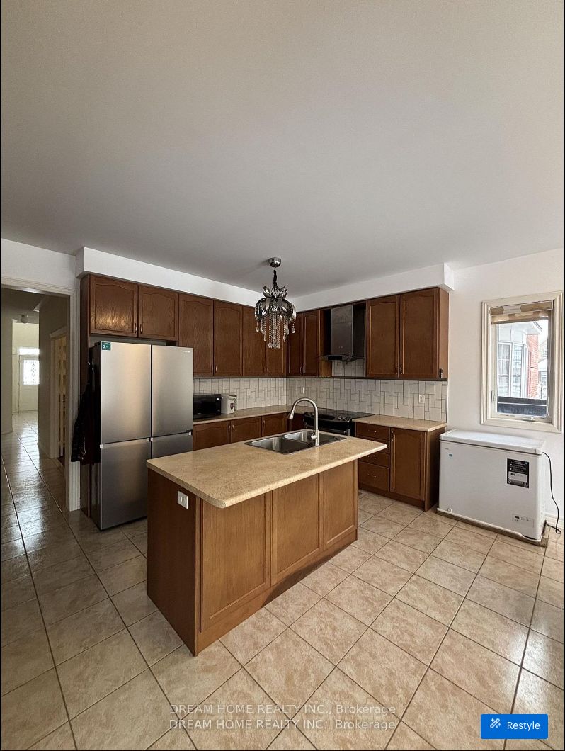 276 The Bridle Walk N/A