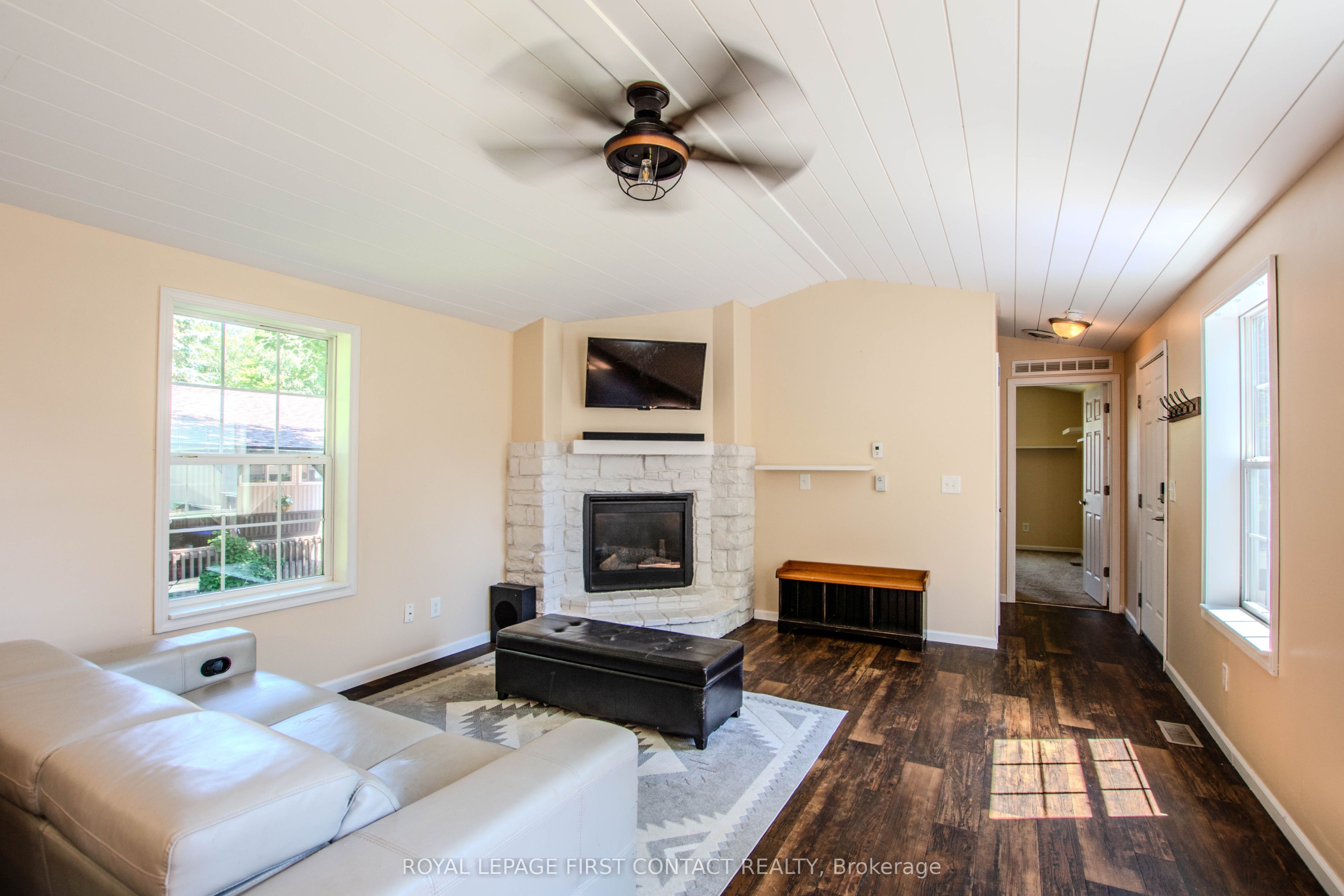 23 Georgian Glen Drive