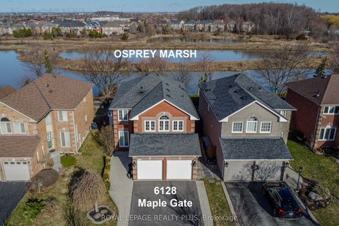 6128 Maple Gate Circle Mississauga ON L5N 7A9