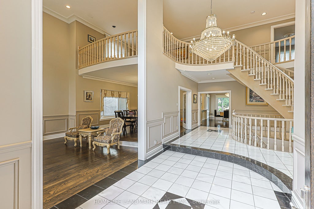 Photo of 252 Dunview Avenue N, Toronto, ON M2N 4J2 (MLS # C13833468)