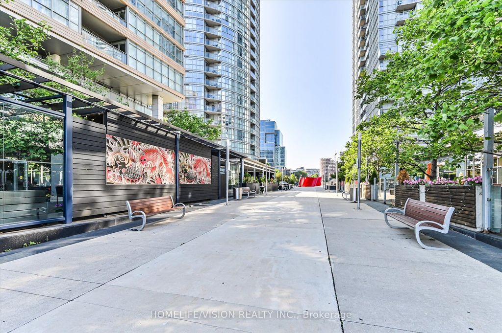 Photo of 21 Iceboat Terrace #4806, Toronto, ON M5V 4A9 (MLS # C12380061)