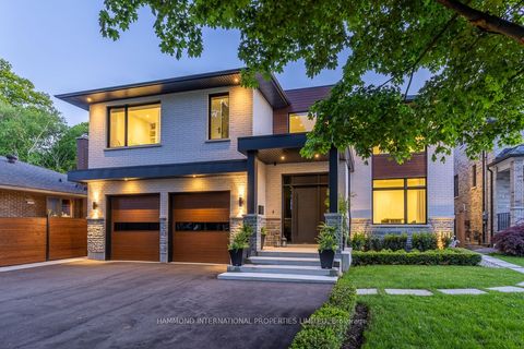 14 Penhale Drive Toronto ON M9P 2X4