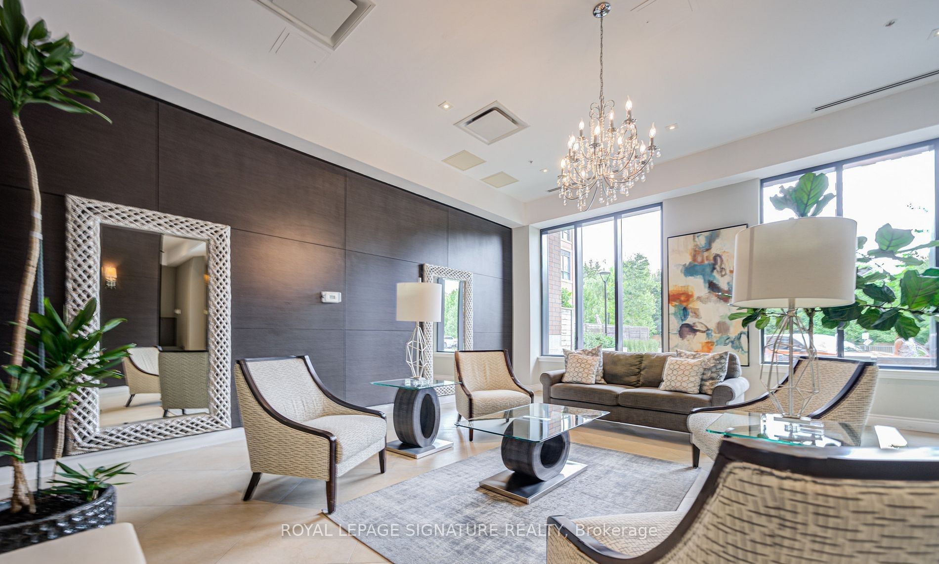 11611 Yonge Street 610