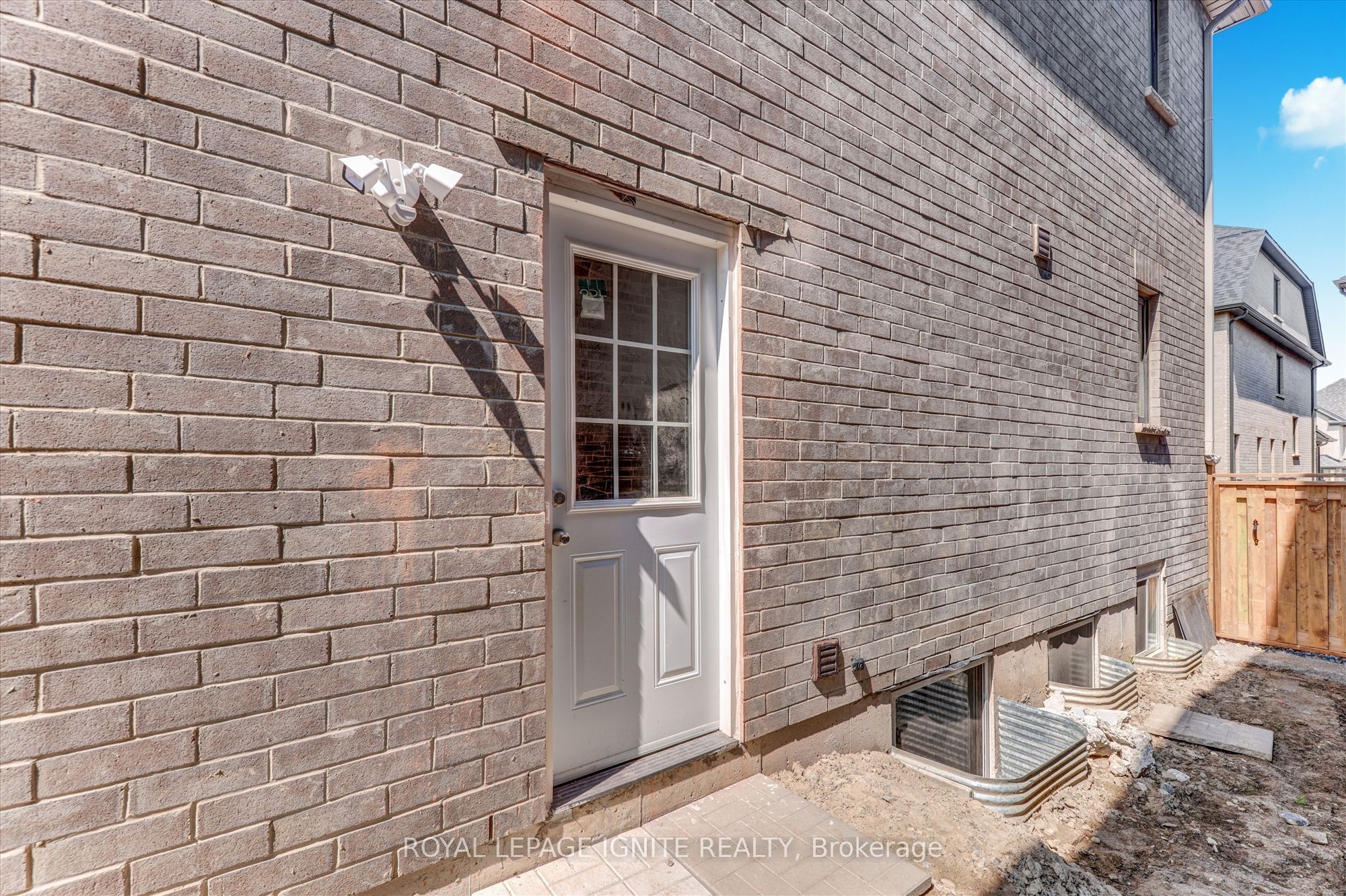 15 Vanni Avenue Basement