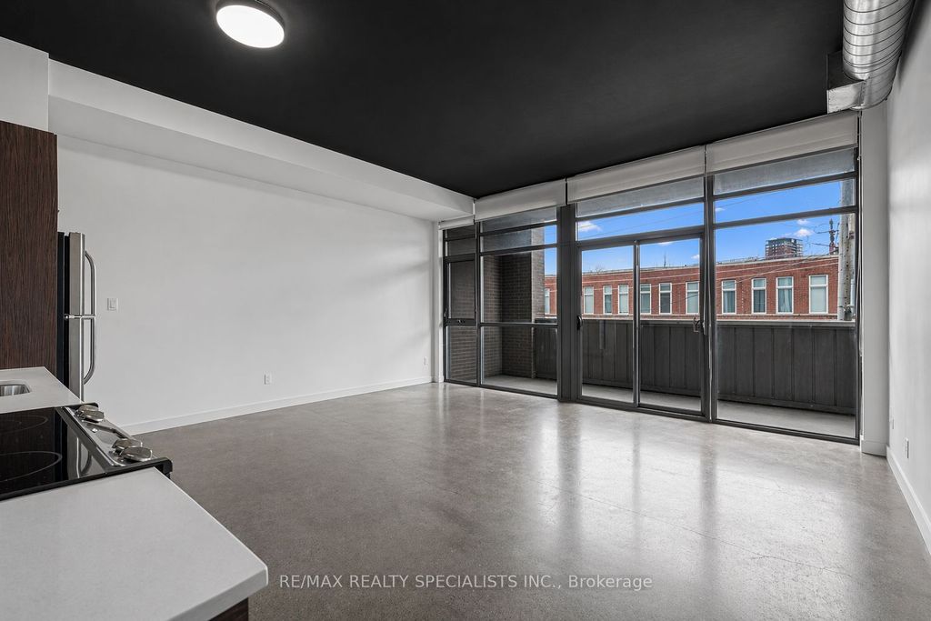 Photo of 569 King Street E #301, Toronto, ON M5A 1M5 (MLS # C13027806)