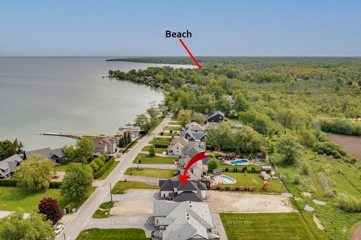 147 Lake Drive E