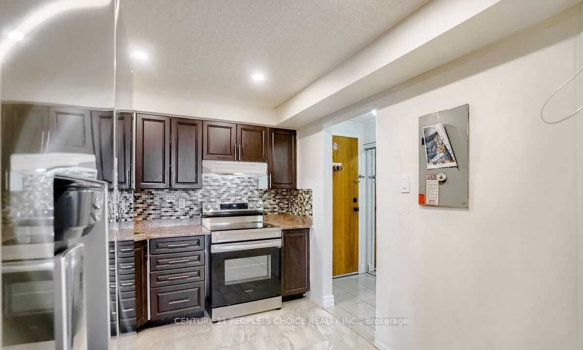 41 Markbrook Lane 411