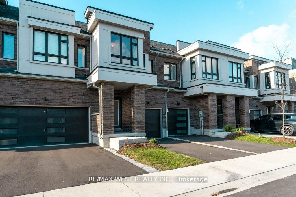 Photo of 153 Sailors Landing Drive, Clarington, ON L1C 7G4 (MLS # E12729958)