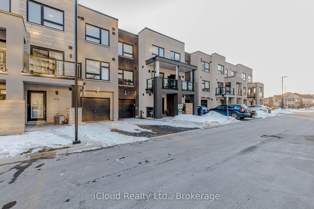 Photo of 3189 BASTEDO Common #69, Burlington, ON L7M 0H4 (MLS # W12899150)