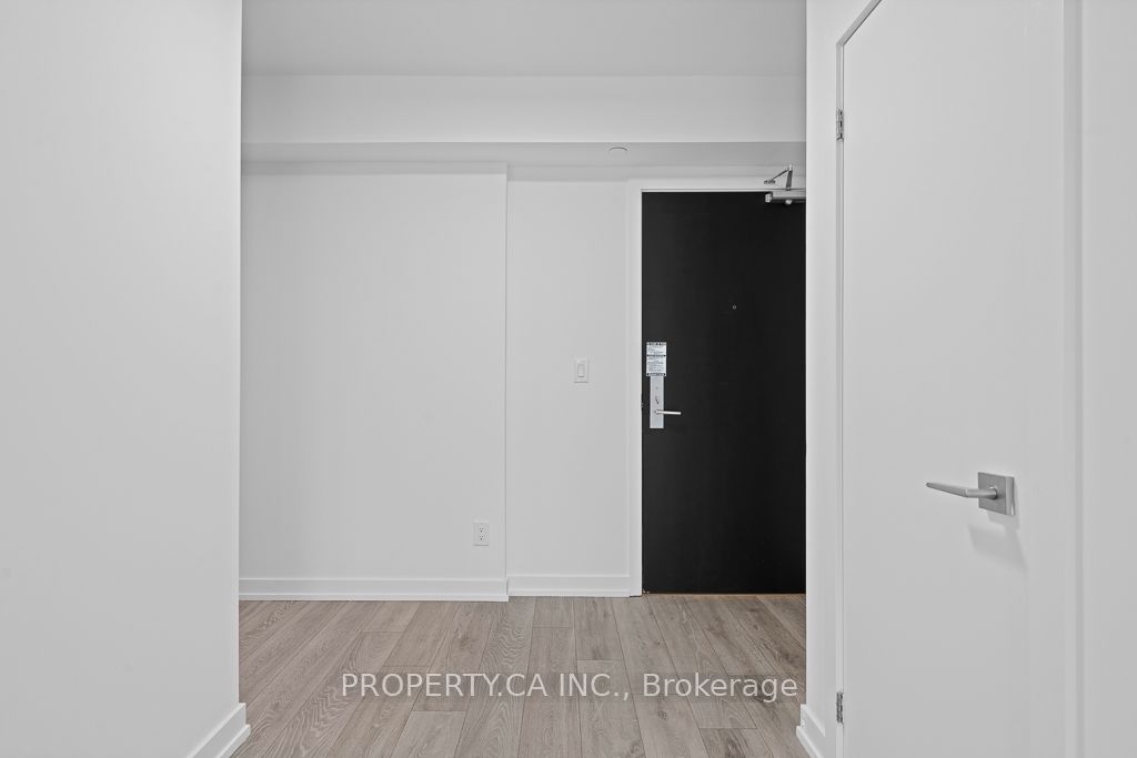 159 Wellesley Street E 2911