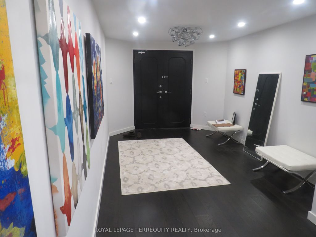 Photo of 2045 Lake Shore Boulevard W #3305, Toronto, ON M8V 2Z6 (MLS # W13550436)