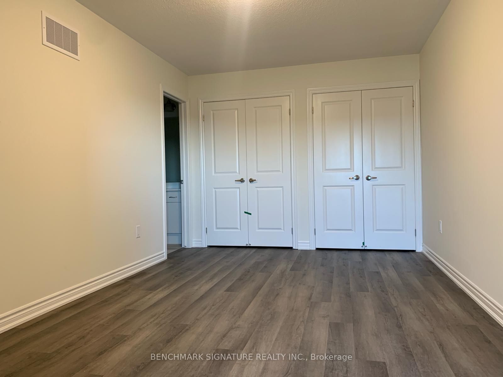 23 Thomas Frisby Jr Crescent