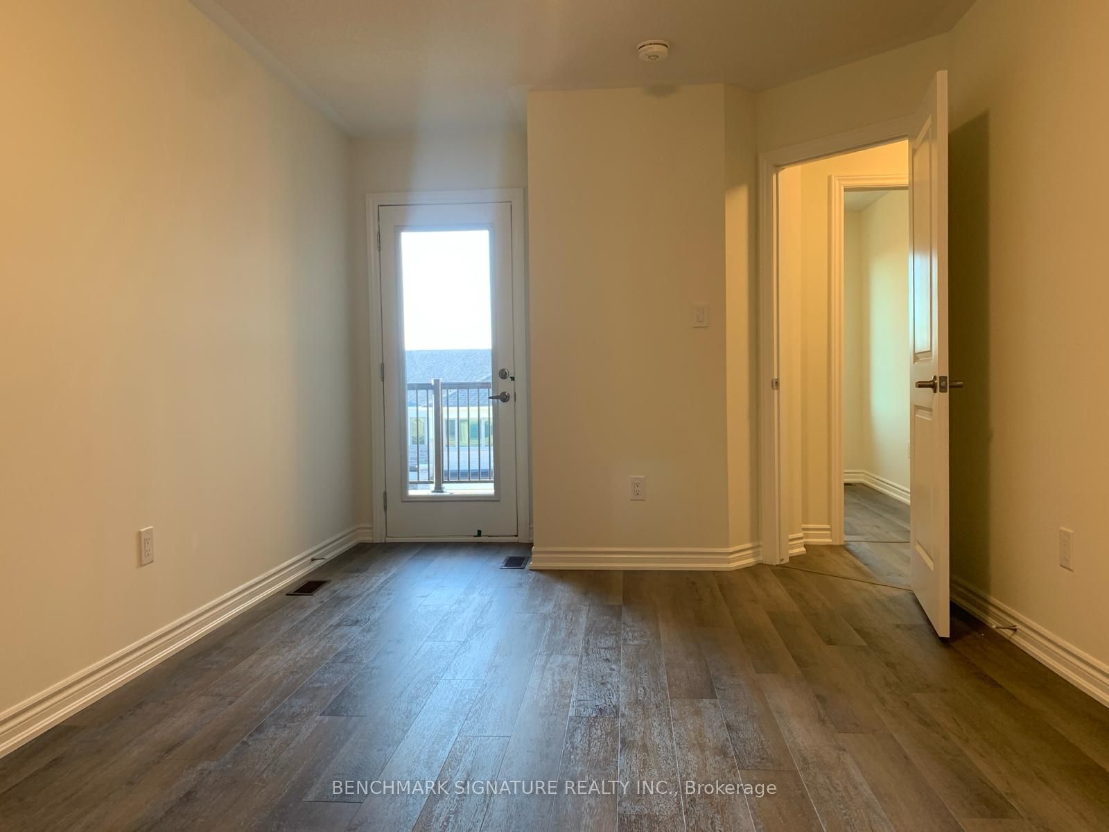 23 Thomas Frisby Jr Crescent