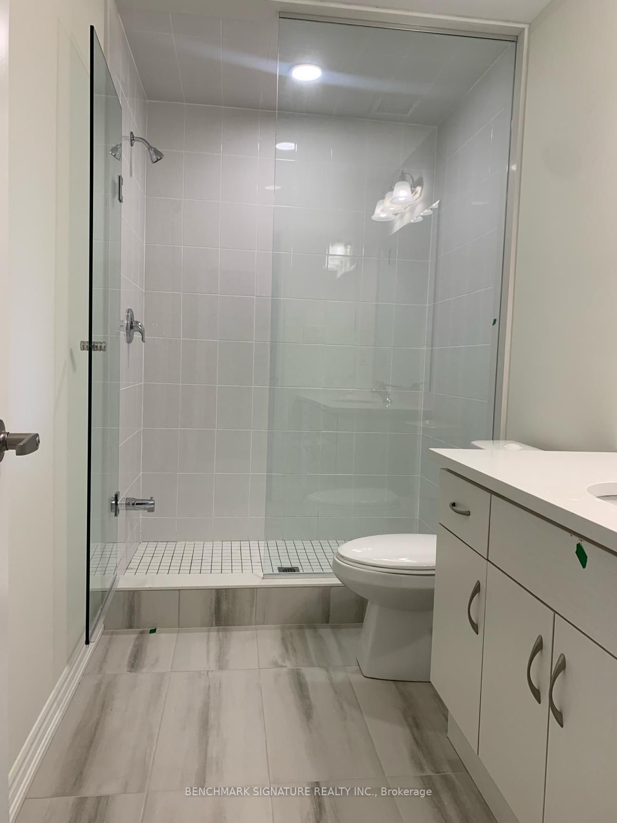 23 Thomas Frisby Jr Crescent