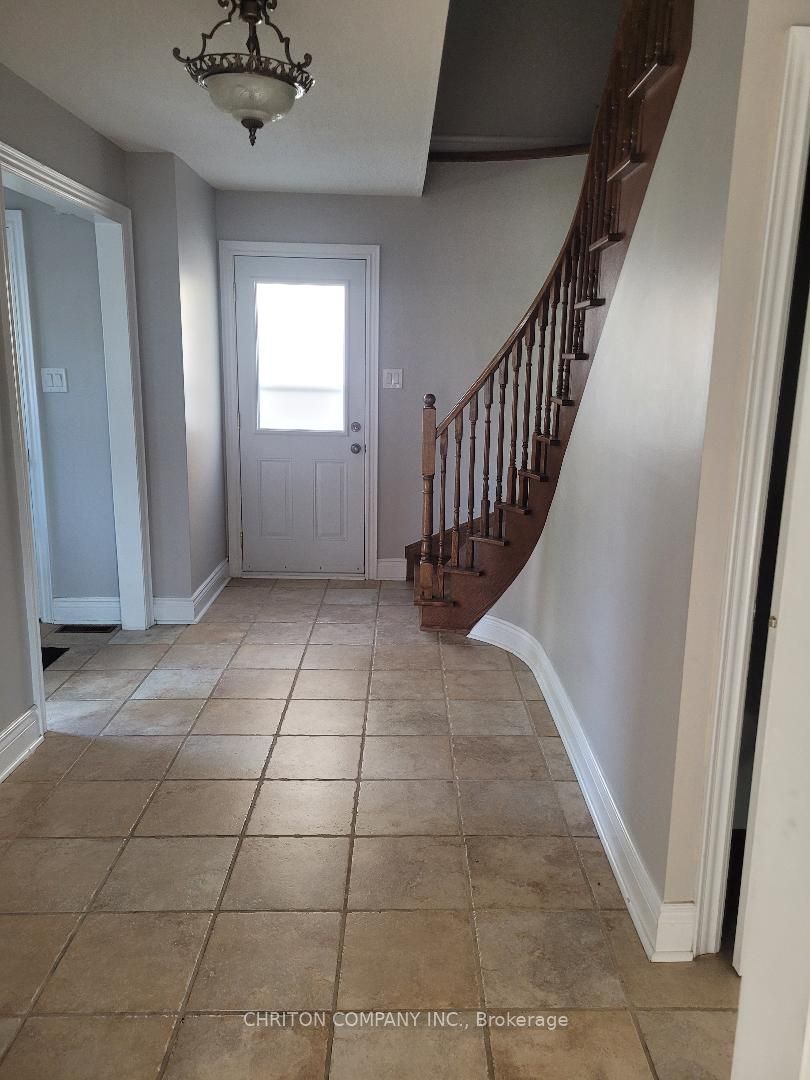 1078 Lovingston Crescent