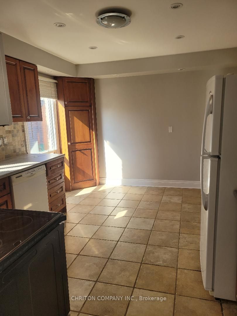 1078 Lovingston Crescent
