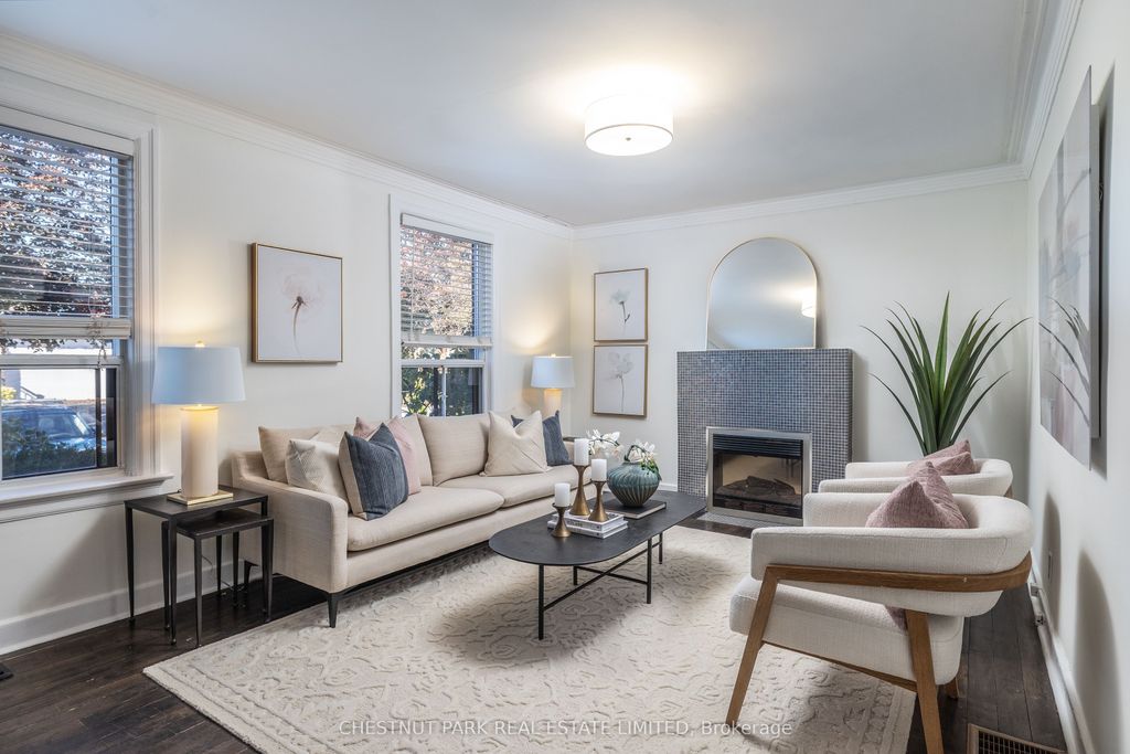 Photo of 29 Mulholland Avenue W, Toronto, ON M6A 2S1 (MLS # W12517832)