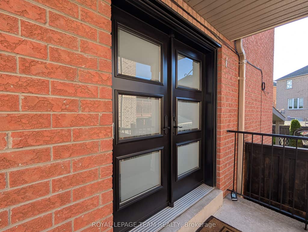 Photo of 41 Platinum Drive, Toronto, ON M6M 5K2 (MLS # W13154264)