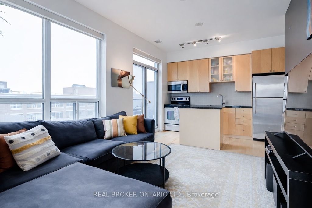 Photo of 1005 King Street W #909, Toronto, ON M6K 3M8 (MLS # C12794722)