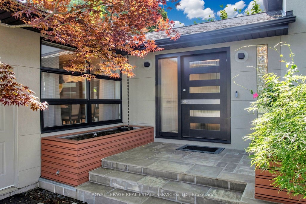 Photo of 45 HOPPERTON Drive, Toronto, ON M2L 2S7 (MLS # C13565948)