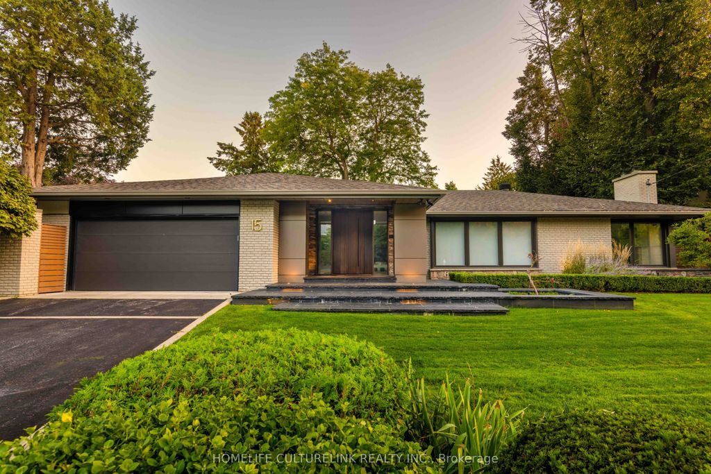 Photo of 15 Salonica Road, Toronto, ON M3C 2L6 (MLS # C12433289)