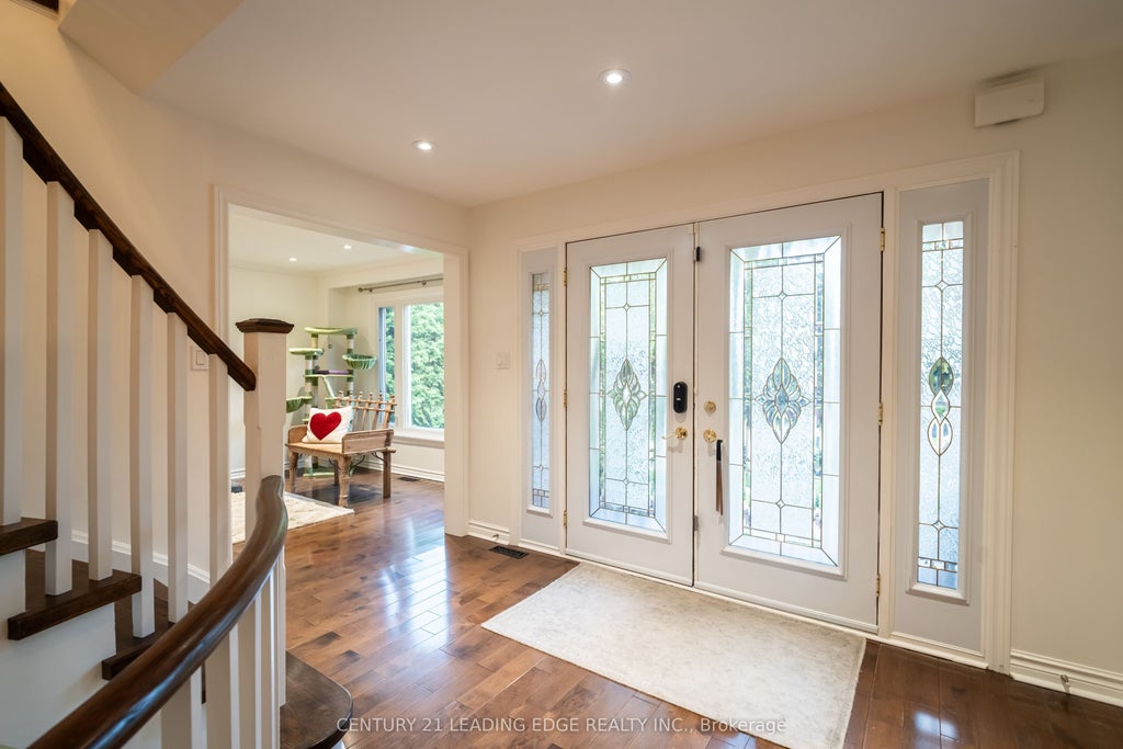 Photo of 53 McClenny Drive, Aurora, ON L4G 5P5 (MLS # N13777082)