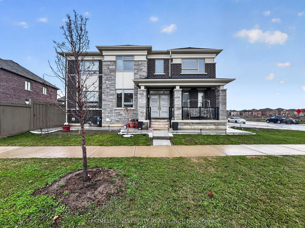 Photo of 1 Boothill Drive, Brampton, ON L7A 5E5 (MLS # W12991980)