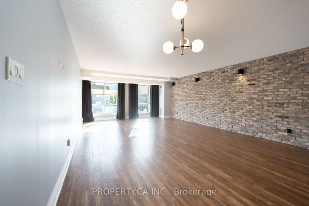 Photo of 399 South Park Road #303, Markham, ON L3T 0B8 (MLS # N12502078)